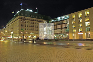 berlin-pariser-platz-hotel-adlon-und-akademie-der-knste 2808546754 o